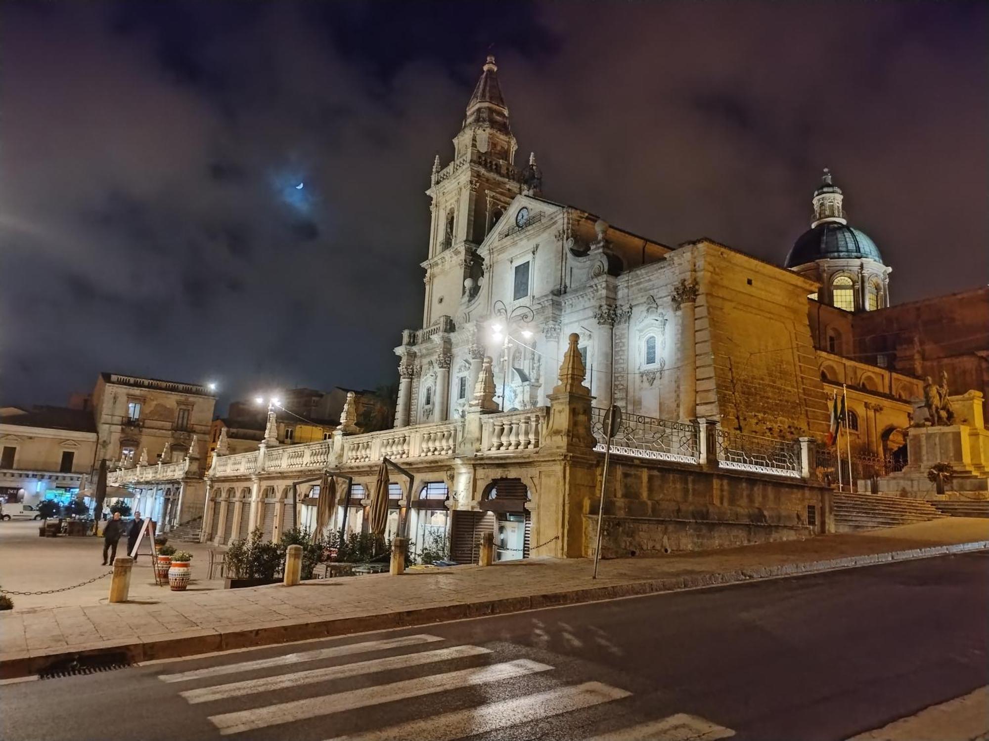 La Carraia Bed & Breakfast Ragusa Exterior photo